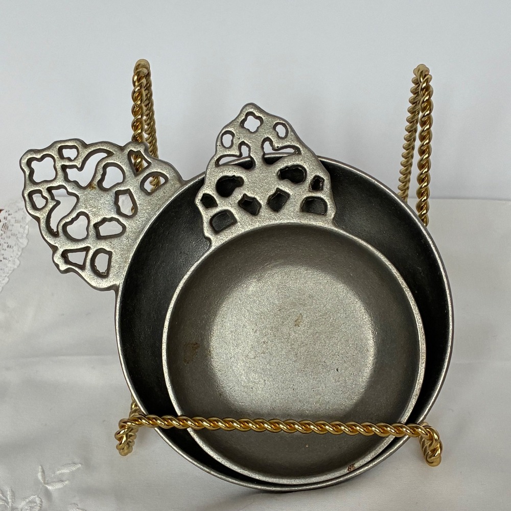 Wilton Armetale Metal Porringer Bowls Pierced Filigree RWP Colonial Trinket Dish